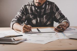 10 Questions To Ask Before Choosing A Financial Advisor